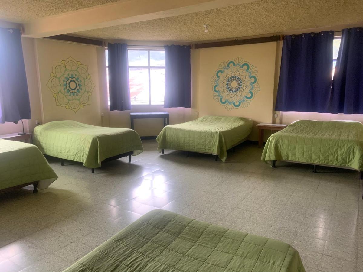 Kasa Kiwi Hostel & Travel Agency Quetzaltenango Exteriér fotografie
